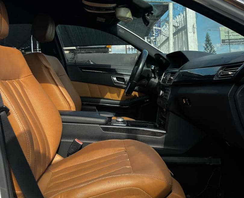 
								Mercedes-Benz E350 full									