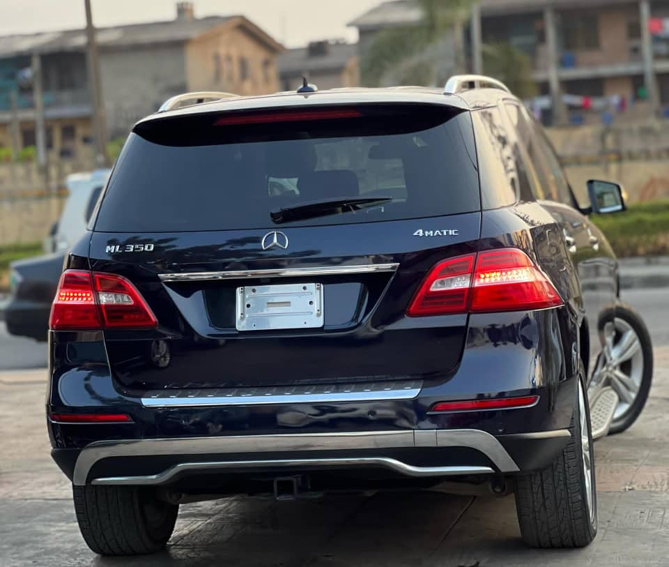 
								Mercedes Benz ML350 full									