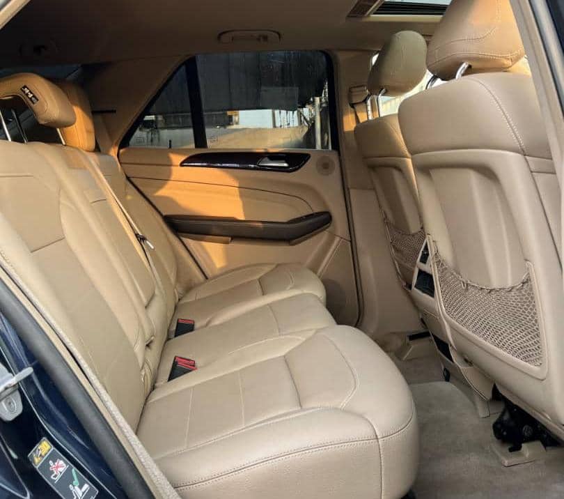 
								Mercedes Benz ML350 full									