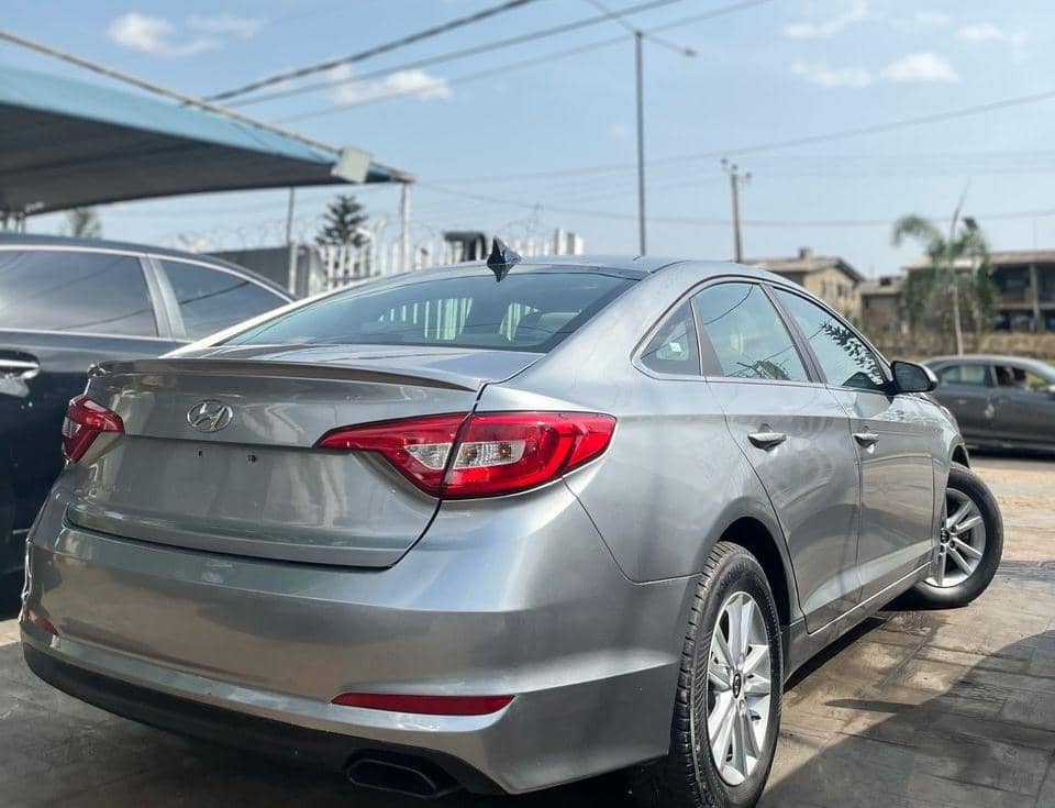 
								Hyundai Sonata 2015 full									
