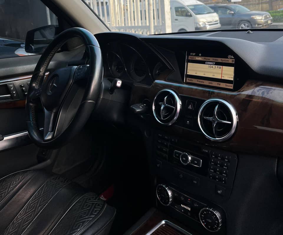 
								Mercedes Benz GLK 350 full									